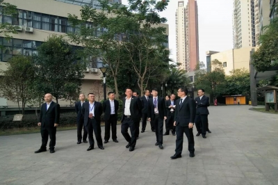 精工品質(zhì) 美好人居 ——廣東堅(jiān)基集團(tuán)全面開(kāi)展社區(qū)品質(zhì)和環(huán)境提升工作