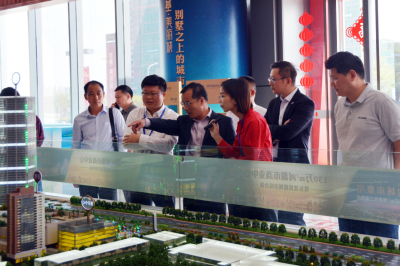 廣東省房協(xié)會長王韶一行蒞臨堅基調研指導