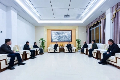 遂川縣委副書記、縣長(zhǎng)羅剛到堅(jiān)基礦業(yè)調(diào)硏指導(dǎo)